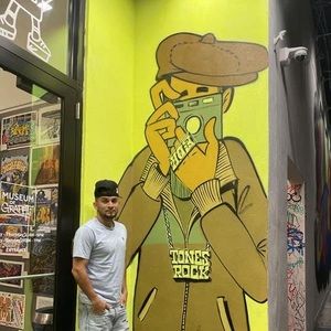 Meet your Posher, Alvaro noe